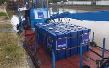 AySA implementa un cronograma fijo de entrega de agua potable para abastecer a vecinos y vecinas del Delta