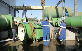 AySA instala válvulas en la planta Juan Manuel de Rosas para expandir el servicio de agua en Escobar