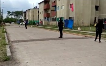 Se realizó el desalojo de 127 familias en el barrio Garrote de Tigre
