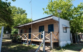 La Provincia entregó paneles solares para viviendas del Delta