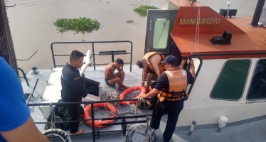Vicente López: Prefectura rescató a tres jóvenes que se ahogaban en el río