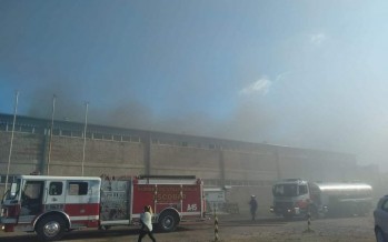 Gran incendio en la feria de la colectividad boliviana en Escobar