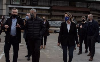 Ferraresi, Galmarini y Zamora recorrieron en Tigre una empresa dedicada a la construcción modular