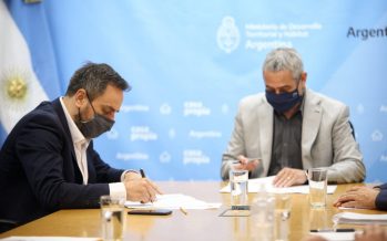 Se firmó un convenio para la construcción de viviendas sustentables para guardaparques