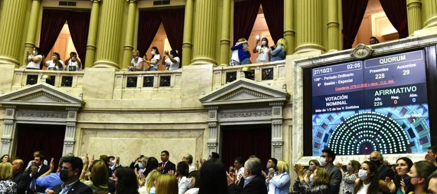 La ley de etiquetado generó una respuesta positiva y se destacó el “consumo consciente”