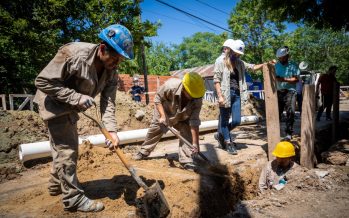 Tigre: Malena Galmarini recorrió la obra cloacal del barrio Esperanza