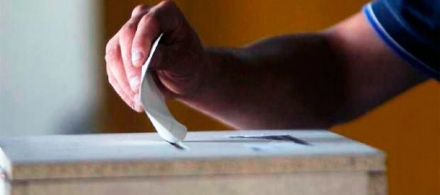 La puja por no liberar el trono