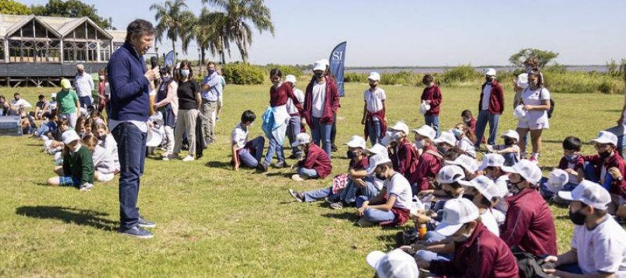 Los alumnos que bautizaron las nuevas islas de San Isidro fueron a conocerlas