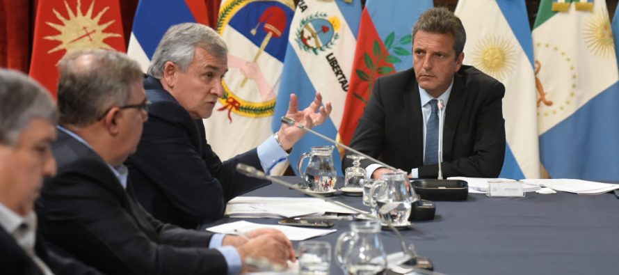Massa y gobernadores debatieron sobre una agenda legislativa que contempla leyes ambientales
