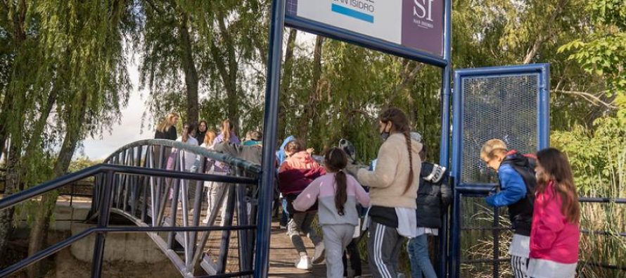 Estudiantes de San Isidro conocieron las nuevas isla del distrito