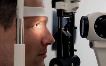 Recomiendan suspender el uso de lentes de contacto por el humo de los incendios en el Delta