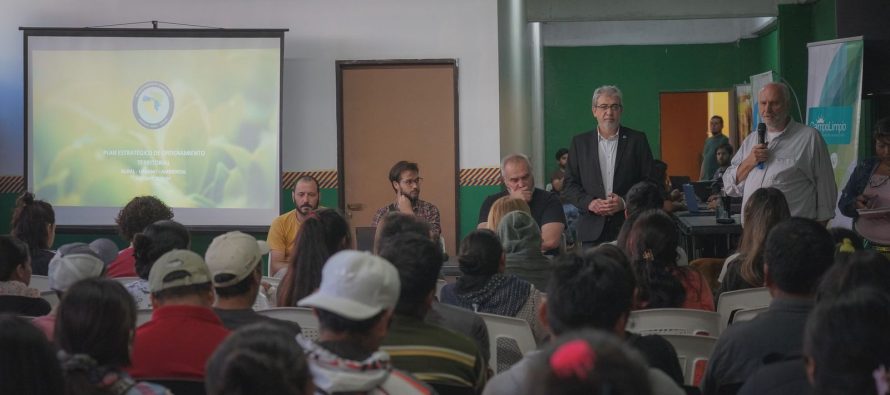 Escobar: más de 200 productores participaron de una jornada de registro