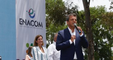 Sergio Massa: “Gracias a ENACOM, ya llevamos entregadas más de 5.500 tablets en Tigre”