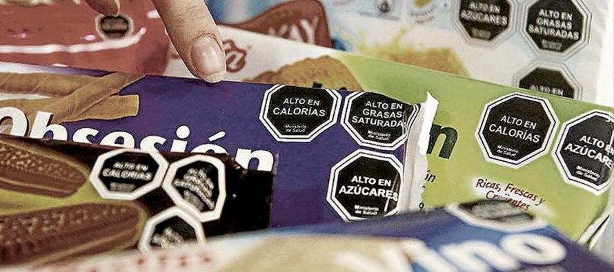 Organizaciones reclaman el cumplimiento de la Ley de Etiquetado Frontal