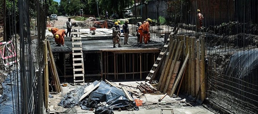 Continua el saneamiento integral del Arroyo Bedoya