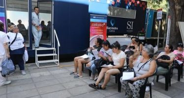 San Isidro instaló un consultorio móvil para detectar enfermedades mamarias