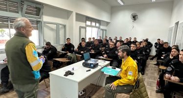 Ambiente continúa con capacitaciones para combatientes de incendios forestales