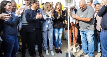 Malena Galmarini, Axel Kicillof y Wado de Pedro habilitaron una red cloacal en Tres de Febrero