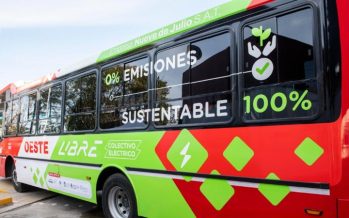 Presentaron en La Plata el primer ómnibus a propulsión eléctrica con baterías de litio del país