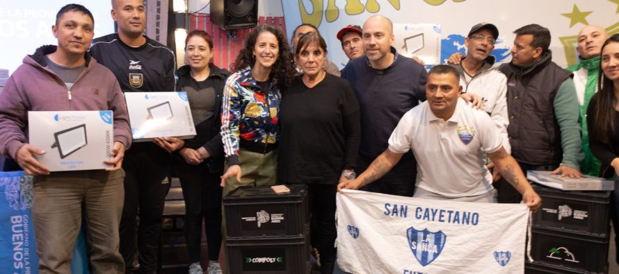 El Ministerio de Ambiente de la Provincia entregó materiales a clubes barriales de San Isidro