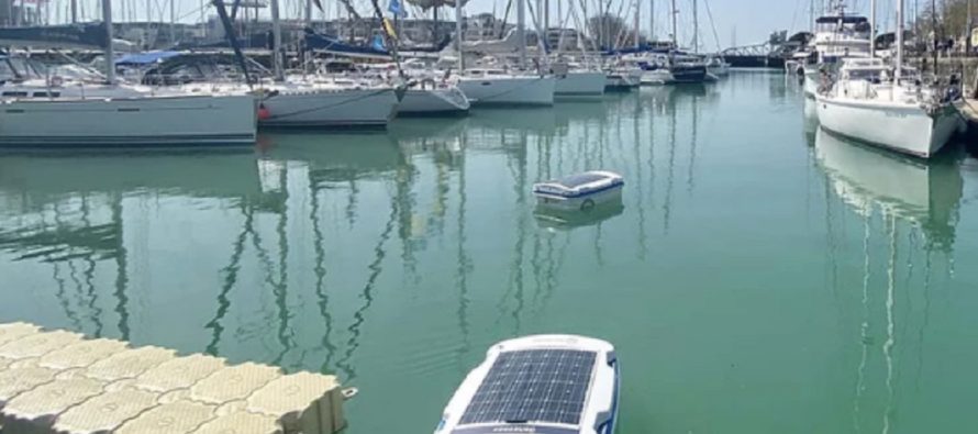 Un argentino inventó un robot solar que limpia océanos con inteligencia artificial