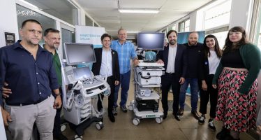 Kicillof entregó equipamiento para el hospital ‘Virgen del Carmen’ de Zárate
