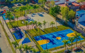 San Fernando inauguró la renovación de la plaza de los barrios Villa Hall y Don Mariano