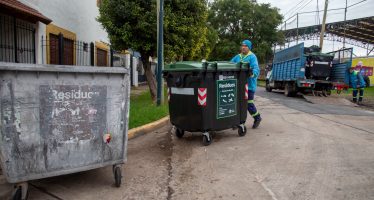 San Isidro instala contenedores y lanza una campaña para reforzar la limpieza