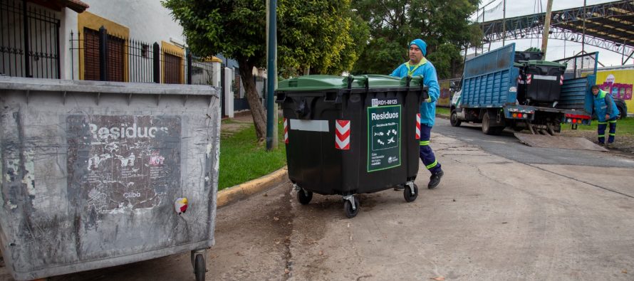 San Isidro instala contenedores y lanza una campaña para reforzar la limpieza