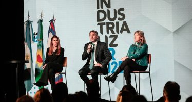 IndustrializAR: inauguración y primer jornada del sector industrial y empresarial de Pilar