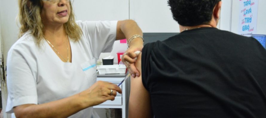 La Provincia incluirá a quienes no hayan tenido dengue en la campaña de vacunación