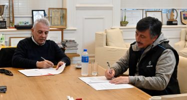 Tigre firmó un convenio con Conarcoop para el cuidado ambiental