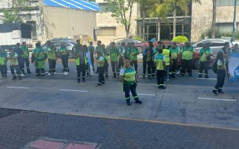 Manifestación de trabajadores municipales de San Isidro por incumplimientos de acuerdos