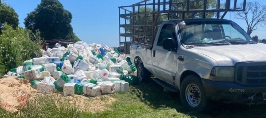Interceptan en Ramallo una camioneta con 1.000 bidones vacíos de agroquímicos