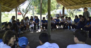 Adolescentes de San Fernando visitaron el sitio sagrado de Punta Querandí