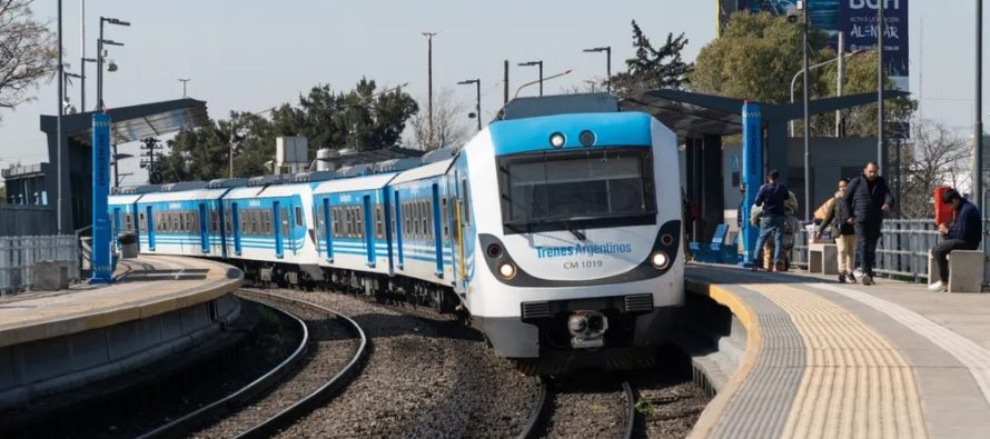 El Gobierno anunció la compra de 43 trenes nuevos para “renovar la flota del AMBA”