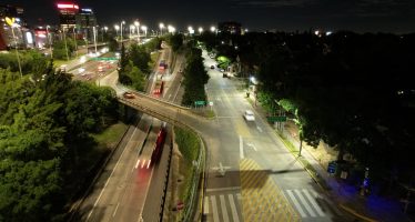 Vicente López instala luminarias LED en los accesos y colectoras de Panamericana y General Paz