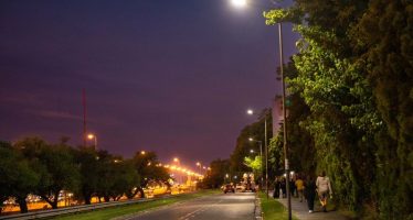 San Isidro colocó nuevas luminarias con tecnología LED en las colectoras