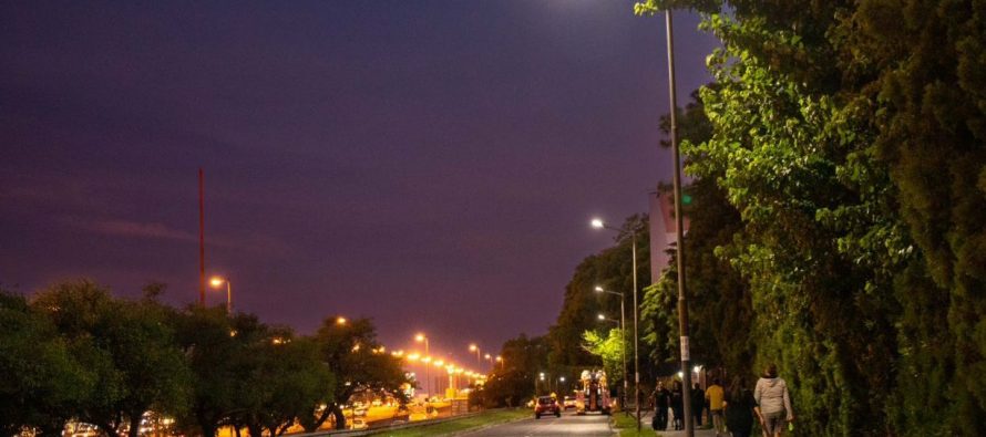 San Isidro colocó nuevas luminarias con tecnología LED en las colectoras