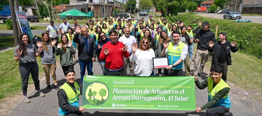 Operativo de limpieza y plantación de árboles en El Talar