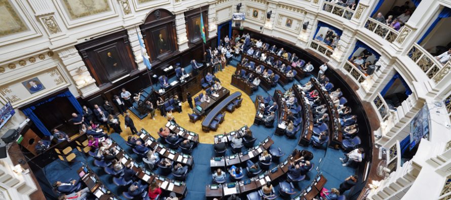 Se aprobaron modificaciones que agilizan el régimen de adopción en la Provincia