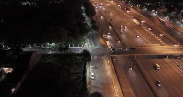 Vicente López finalizó la instalación de más de 500 luminarias LED en las colectoras de Panamericana y General Paz