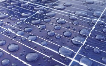 Energías renovables: crean celdas solares que generan electricidad con la lluvia