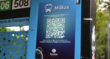 Movilidad inteligente: Escobar suma códigos QR de Mi Bus en 15 paradas