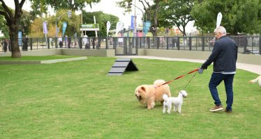 Purina construyó un canil en el Paseo de la Costa de Vicente López
