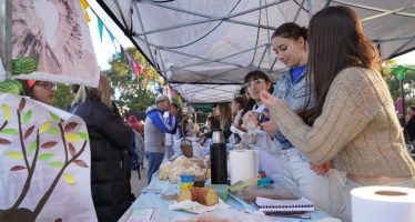 Ituzaingó lanza “Feriando-Ando”: capacitación y ferias itinerantes para estudiantes