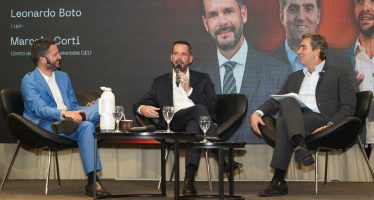 Sujarchuk participó de un foro sobre tecnología y cuidado del ambiente en la gestión de gobierno