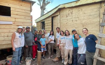 TECHO: este fin de semana más de 100 voluntarios construirán 14 viviendas de emergencia en Pilar